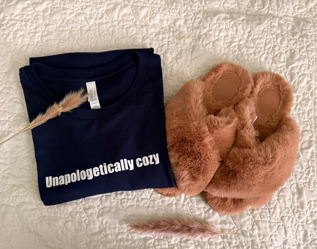 Unapologetically Cozy - Tee